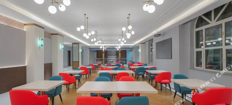 锦江都城酒店(库尔勒孔雀河楼兰不夜城店)图片