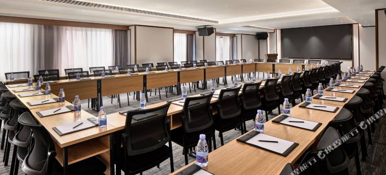 成都怡和东方酒店(成都西站中坝地铁站店)图片