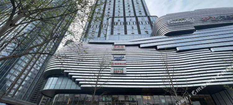 成都M·美城美宿loft民宿(人民北路地铁站店)图片