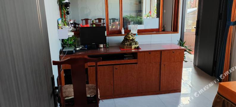 阿尔山西口林场旅店图片