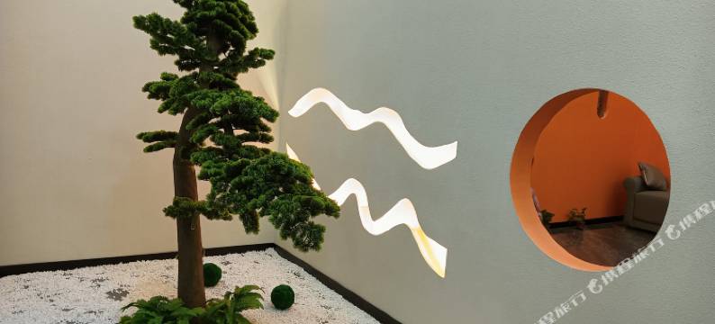 初遇·美宿CYHOTEL(麒麟店)图片