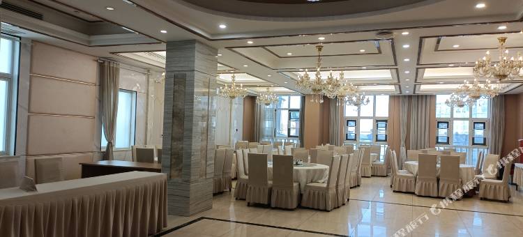 致馨栀子花开酒店(松滋商贸城店)图片