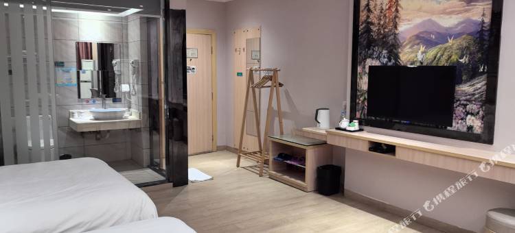 阳春新月酒店(龙宫岩景区店)图片