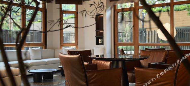 CHARMED HOTEL·幸会(鸽子窝碧螺塔店)图片