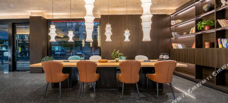 余先生的酒店(牦牛广场店)图片