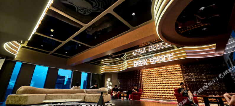 商丘极客one电竞酒店(帝壹茂店)图片