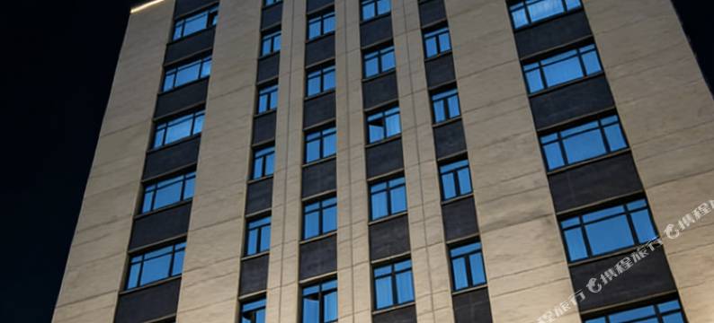 base佰舍服务式公寓(上海新国际博览中心浦三路店)图片