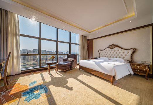 ROYAL XINXIANG INTEENATIONAL HOTEL Hotel Overview