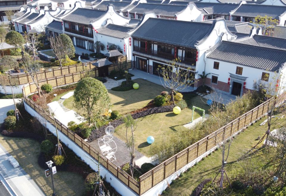 梅州寻麓间外景图