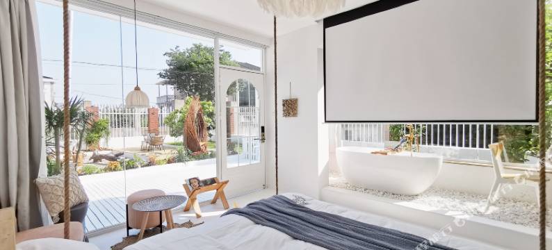 上海素简静觅别墅图片