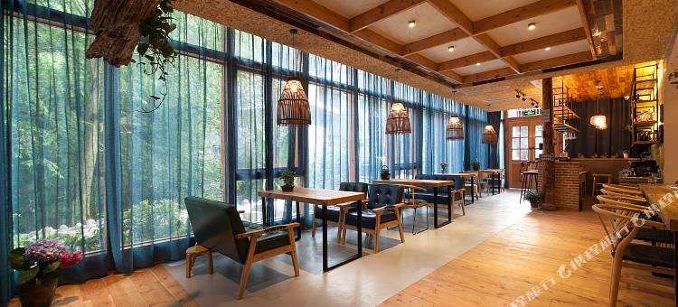 莫干山莫宁客栈(庾村广场店)图片