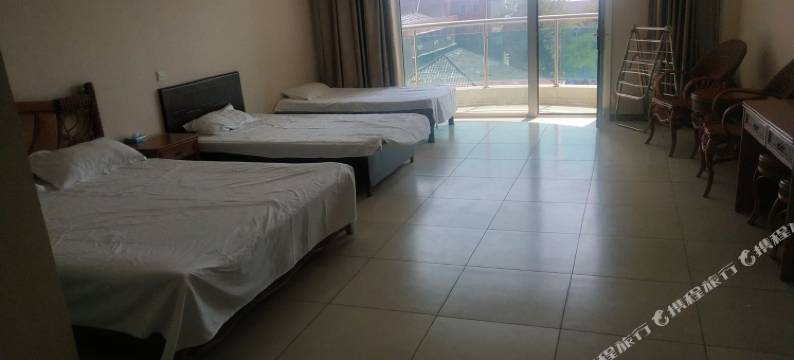 昌黎时代海岸海景家庭房公寓图片