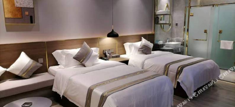 孟连宏业腾飞精品酒店图片