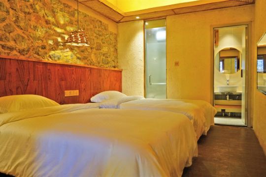 靖西鹅泉石屋民宿预订价格,联系电话位置地址【携程酒店】