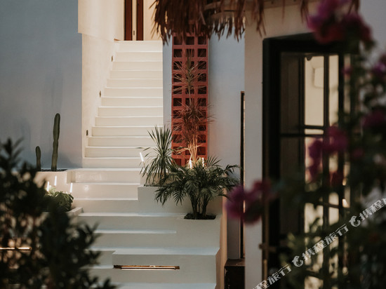 贵阳竹也民宿(花溪公园十里河滩店)