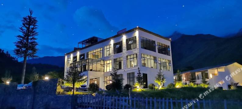 康定栖溪山舍民宿(木格措店)图片