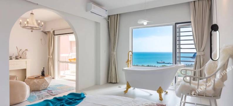 三亚蔚蓝星月海景度假公寓(大东海旅游区店)图片