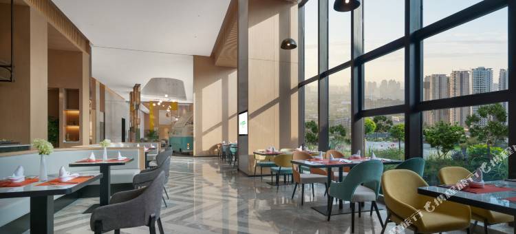 泸州龙涧假日酒店(泸州高铁站店)图片