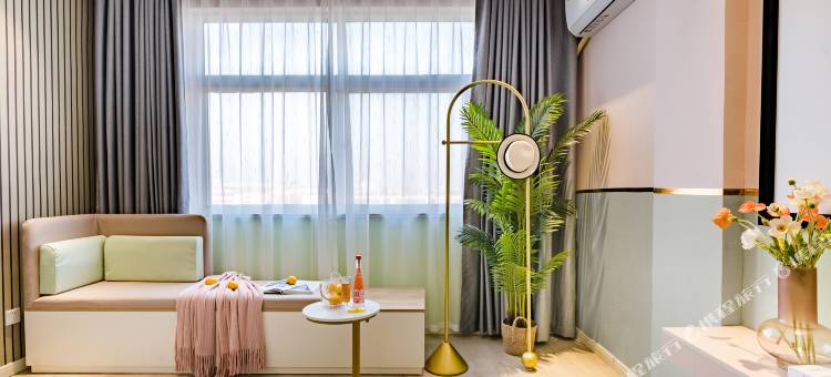 方棠艺术酒店(潢川迎宾路西亚和悦广场店)图片