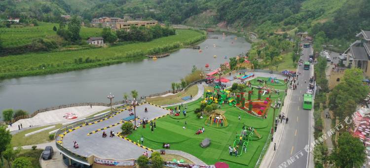 竹溪桃花岛夯土小镇民宿图片