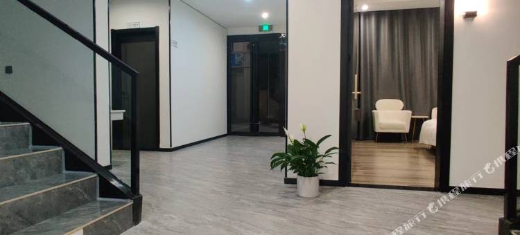 云季民宿(保山火车站店)图片