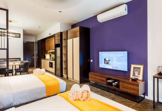 Scarletz Suites KLCC by Mana-Mana Hotel Overview