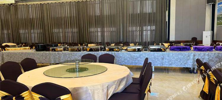 博尔金大酒店图片