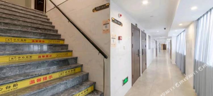 南通鼎尚电竞公寓(奥特莱斯店)图片