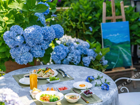 清风小筑温泉度假美宿(和顺古镇店)