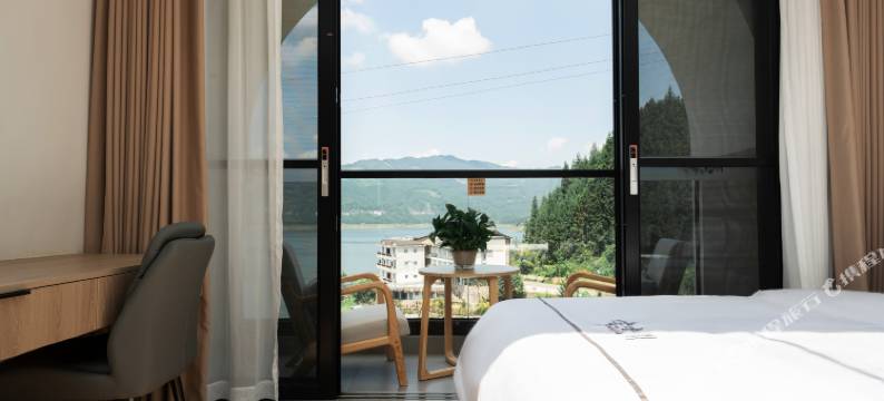 云水阁民宿(雅女湖店)图片