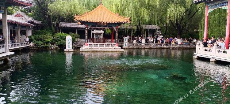 匠心|梦幻Art·简韵轻奢奶油之境美宿(济南火车站店)图片