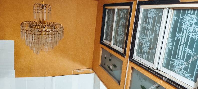 屋上月白民宿(郑州火车站二七广场店)图片