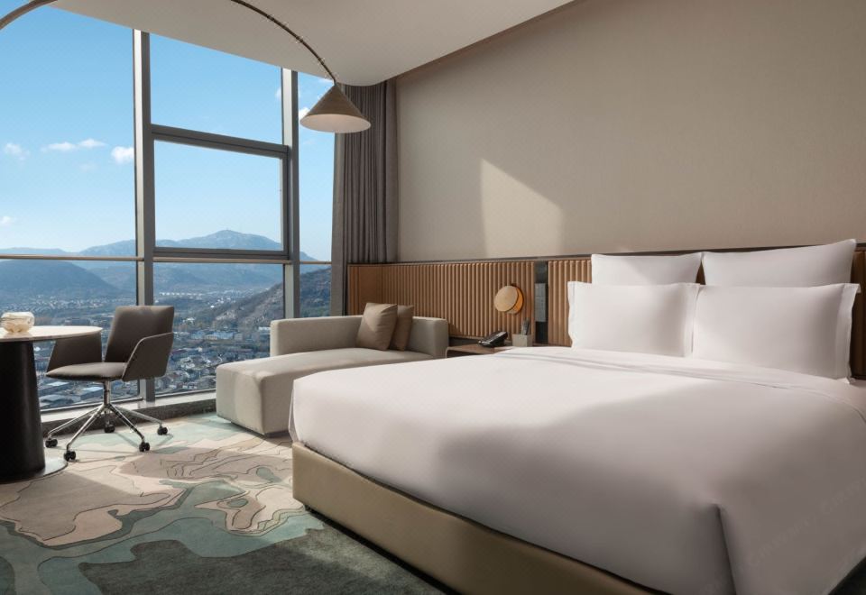 Novotel Lianyungang Haizhou Hotel Overview