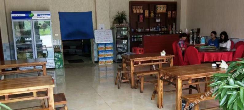 太白尘外云涧民宿图片