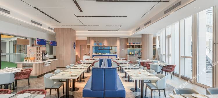 扬州湖上汇选酒店图片