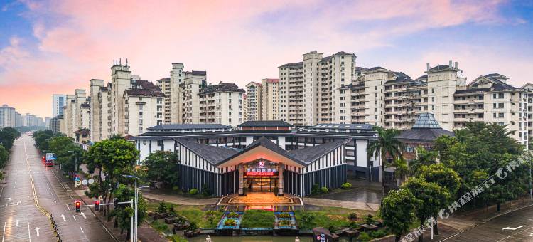 季枫国际酒店(万宁高铁站店)图片