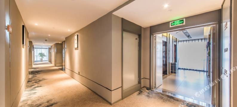 如家商旅酒店(乐山高铁站世豪广场店)图片