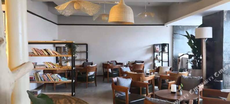 绵阳牧云泊舍(人民公园瀚威店)图片