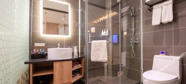 安居富临门酒店(商丘高铁站市政府店)图片