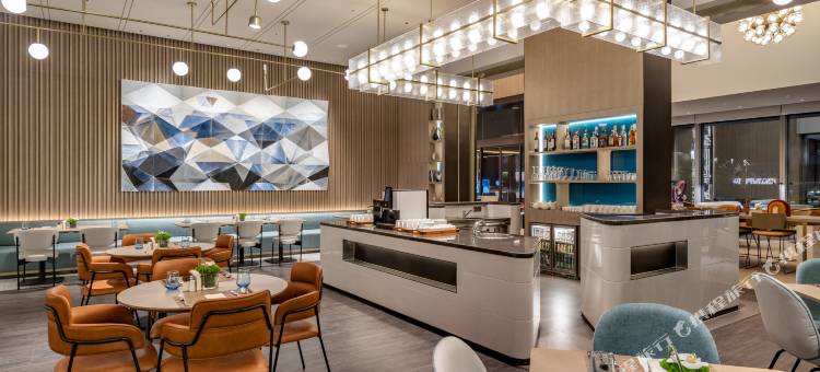 深圳国际会展中心希尔顿花园酒店(深圳前海华发冰雪世界店)图片