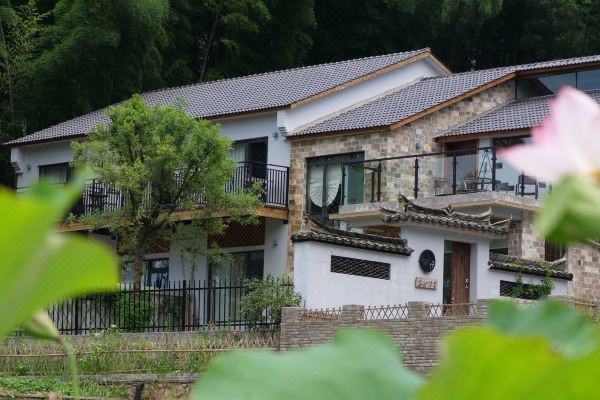 桃花潭远心沐林冷泉亲子泳池设计师山居隐世民宿