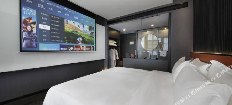 一溪幻月酒店(成都高新金融城地铁站店)图片