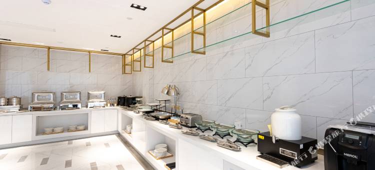 白玉兰酒店(日照站海滨五路店)图片