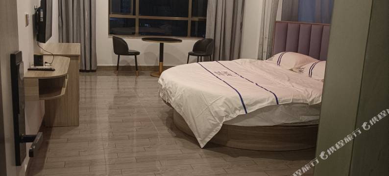 华庭精品公寓图片