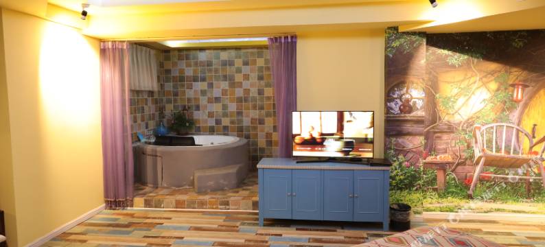 维家斯文化酒店(西南交大花照壁地铁站店)图片