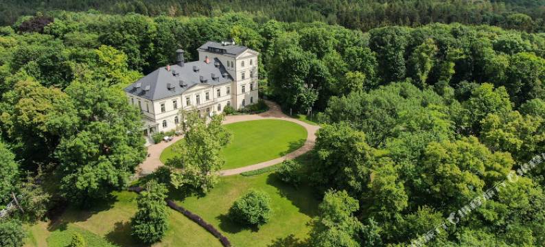 麦克里城堡酒店(Chateau Mcely)图片