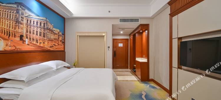 维也纳国际酒店·韶关佰旺广场近水楼台店图片