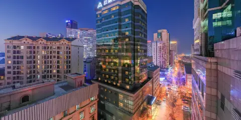 大連中山廣場亞朵酒店