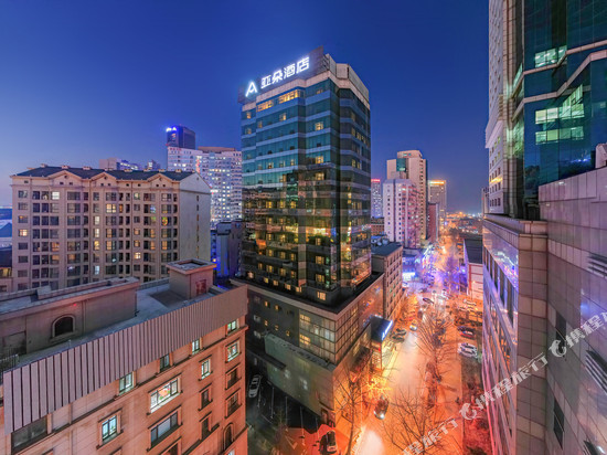 大连中山广场亚朵酒店