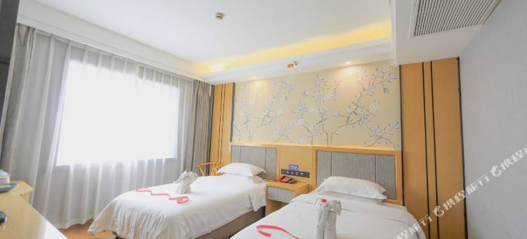 达州华洲大酒店(城市中心广场达一中店)图片